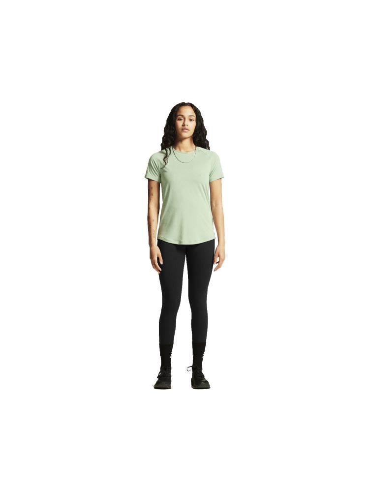Craft Collective SS Tee Women's Glacial 1916026-630000 shirts en tops online bestellen bij Kathmandu Outdoor & Travel