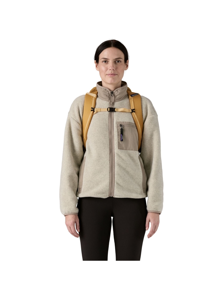 Patagonia Black Hole Pack 32L Pufferfish Gold w/Beeswax Tan 49302-PGTA dagrugzakken online bestellen bij Kathmandu Outdoor & Travel