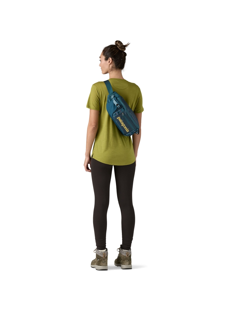 Patagonia Black Hole Waist Pack 5L Tidal Teal 49282-TDT tassen online bestellen bij Kathmandu Outdoor & Travel