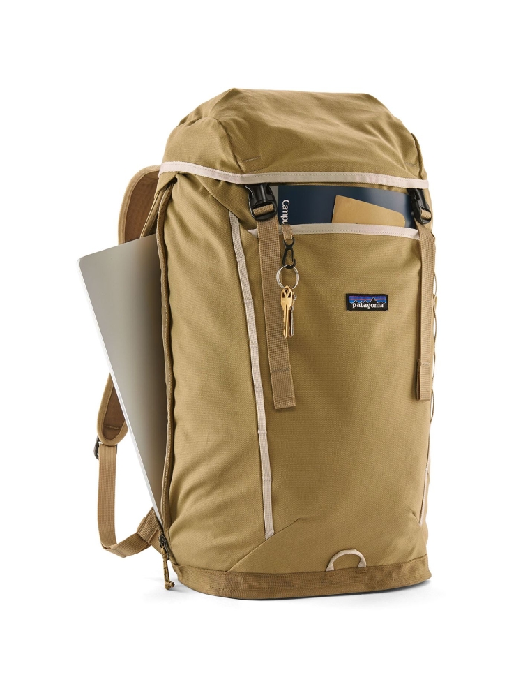 Patagonia Fieldsmith Lid Pack Classic Tan 48548-CSC dagrugzakken online bestellen bij Kathmandu Outdoor & Travel