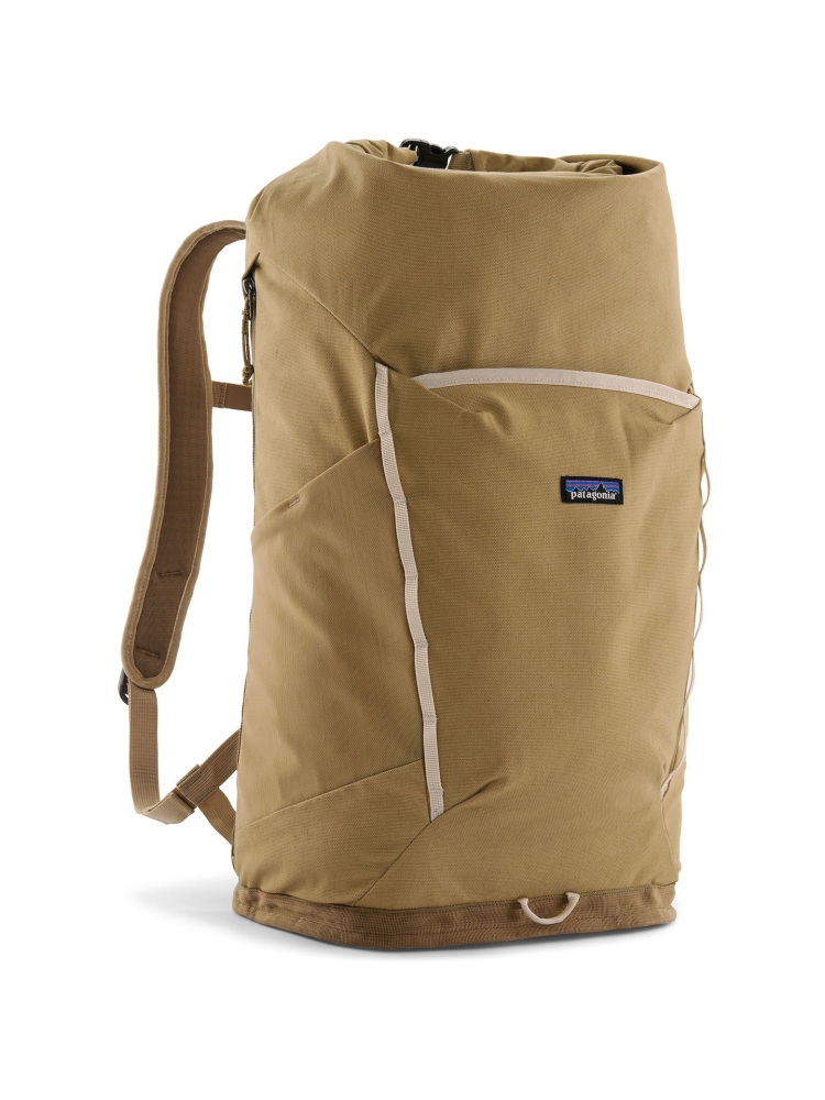 Patagonia Fieldsmith Roll Top Pack Classic Tan 48543-CSC dagrugzakken online bestellen bij Kathmandu Outdoor & Travel