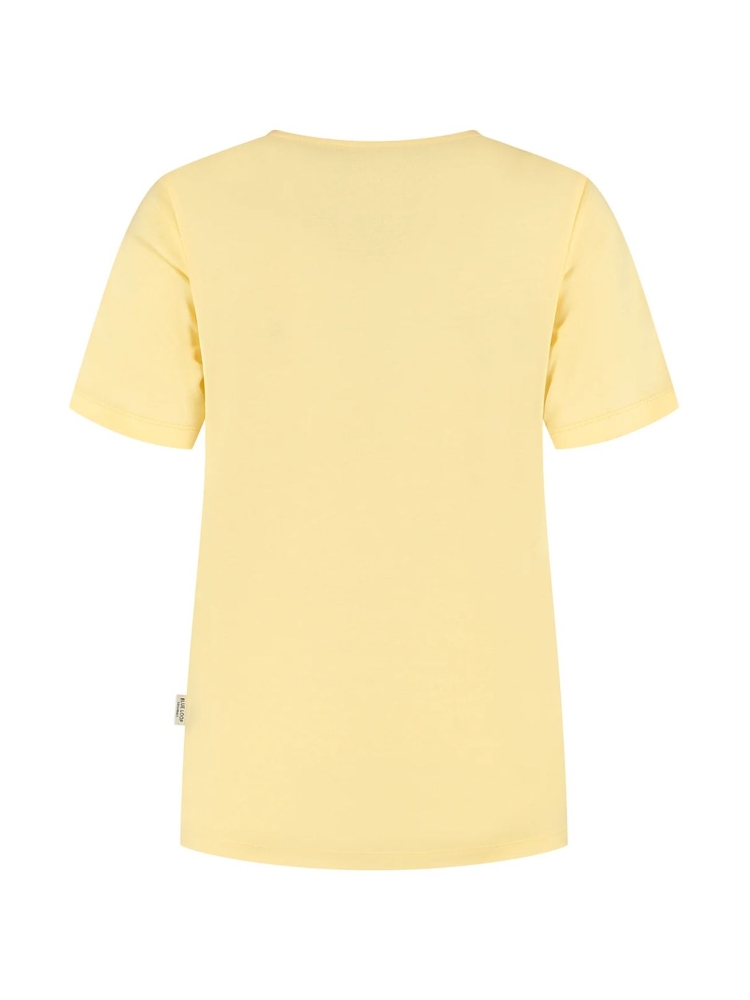 Blue Loop Originals Refibra Loose Fit V-neck Tshirt Women's Impala W-RLF014-25-B325 shirts en tops online bestellen bij Kathmandu Outdoor & Travel