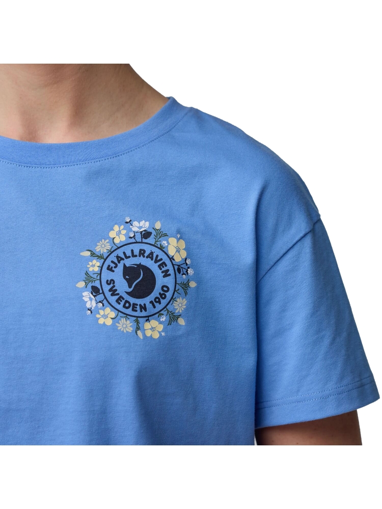 Fjällräven Fjällblomster Logo T-shirt Women's Ultramarine F14600213-537 shirts en tops online bestellen bij Kathmandu Outdoor & Travel