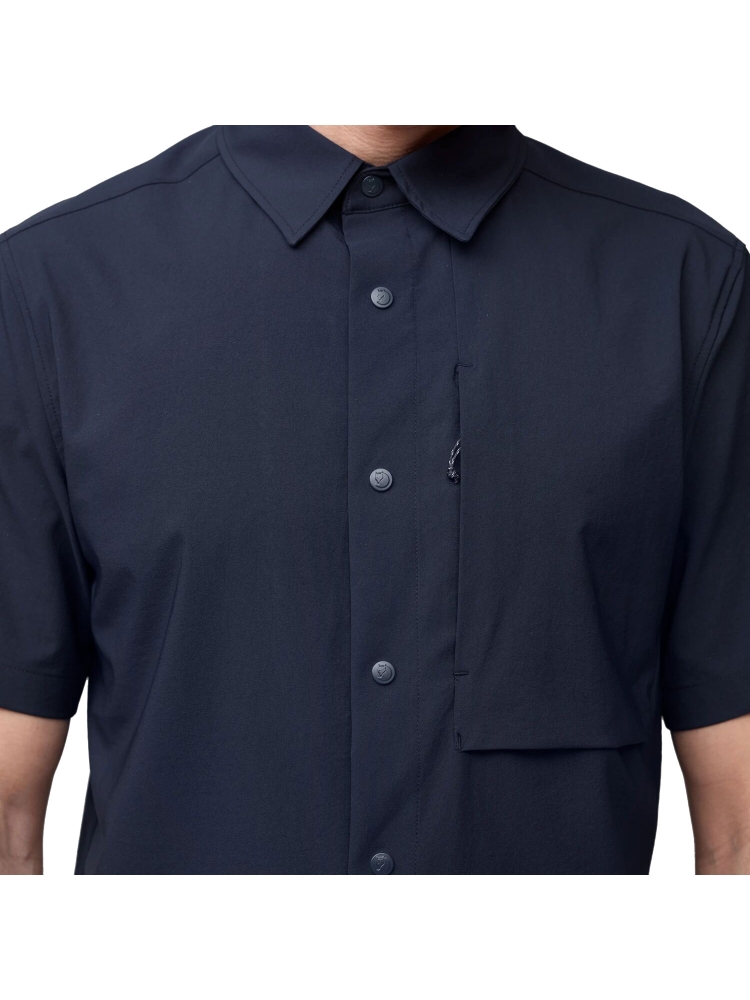Fjällräven High Coast Pack Shirt SS Dark Navy F12600249-555 shirts en tops online bestellen bij Kathmandu Outdoor & Travel