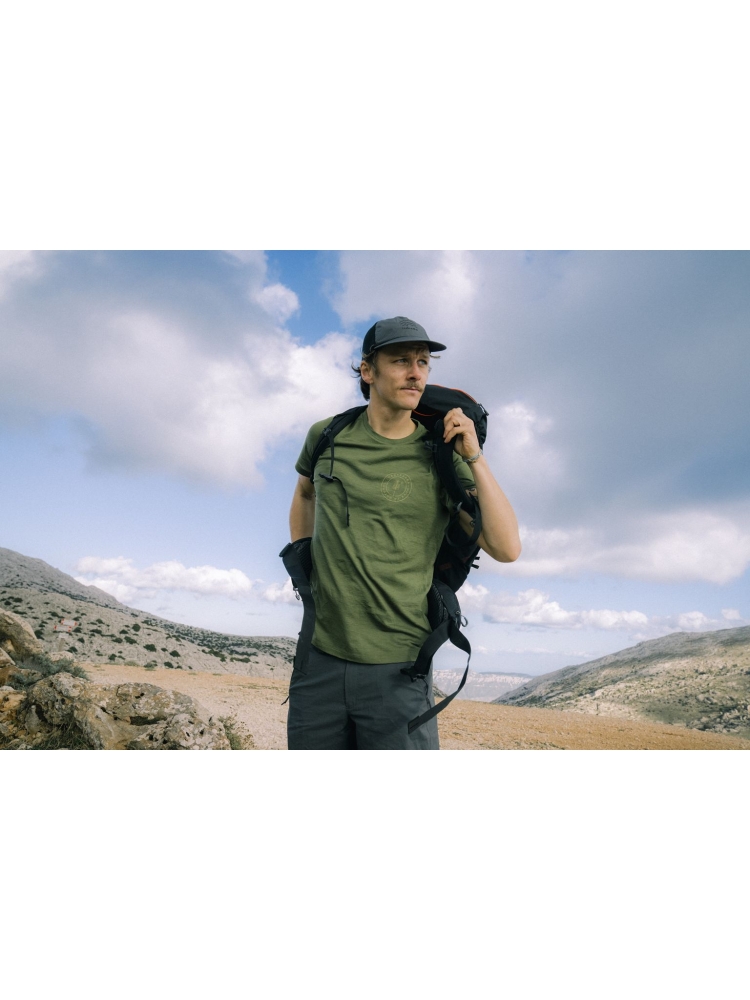 Icebreaker Mer 150 Tech Lite SS Tee Hike Naturall Sphagnum IB0A576B-0BD1 shirts en tops online bestellen bij Kathmandu Outdoor & Travel