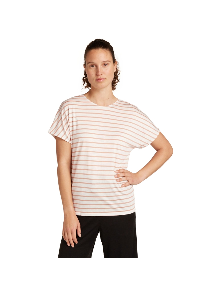 Icebreaker Mer Drayden Reversible SS Top Stripe Women's Ecru/Hthr/Desert Sand IB0A56ZW-0AX1 shirts en tops online bestellen bij Kathmandu Outdoor & Travel