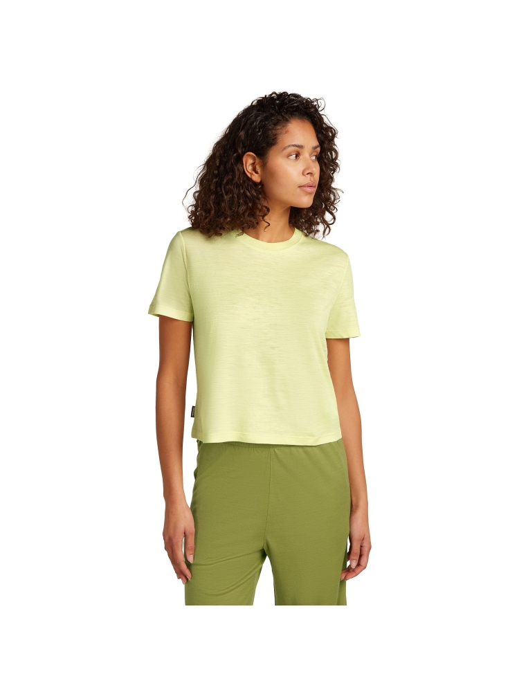 Icebreaker Mer 150 Tech Lite III SS Crop Tee Women's Citrine IB0A56Y2-0AB1 shirts en tops online bestellen bij Kathmandu Outdoor & Travel