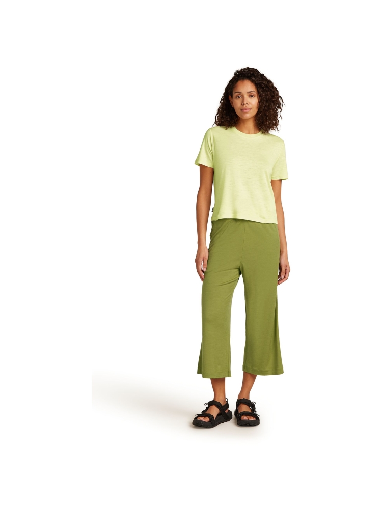 Icebreaker Mer 150 Tech Lite III SS Crop Tee Women's Citrine IB0A56Y2-0AB1 shirts en tops online bestellen bij Kathmandu Outdoor & Travel