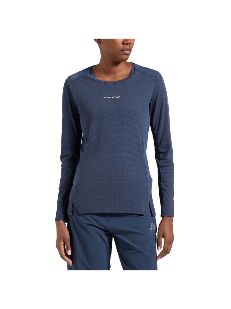 La Sportiva La Sportiva Beyond Longsleeve Women's Q85-646004 shirts en tops La Sportiva Beyond Longsleeve Women's Night Sky/Chalk Q85-646004 shirts en tops online bestellen bij Kathmandu Outdoor & Travel