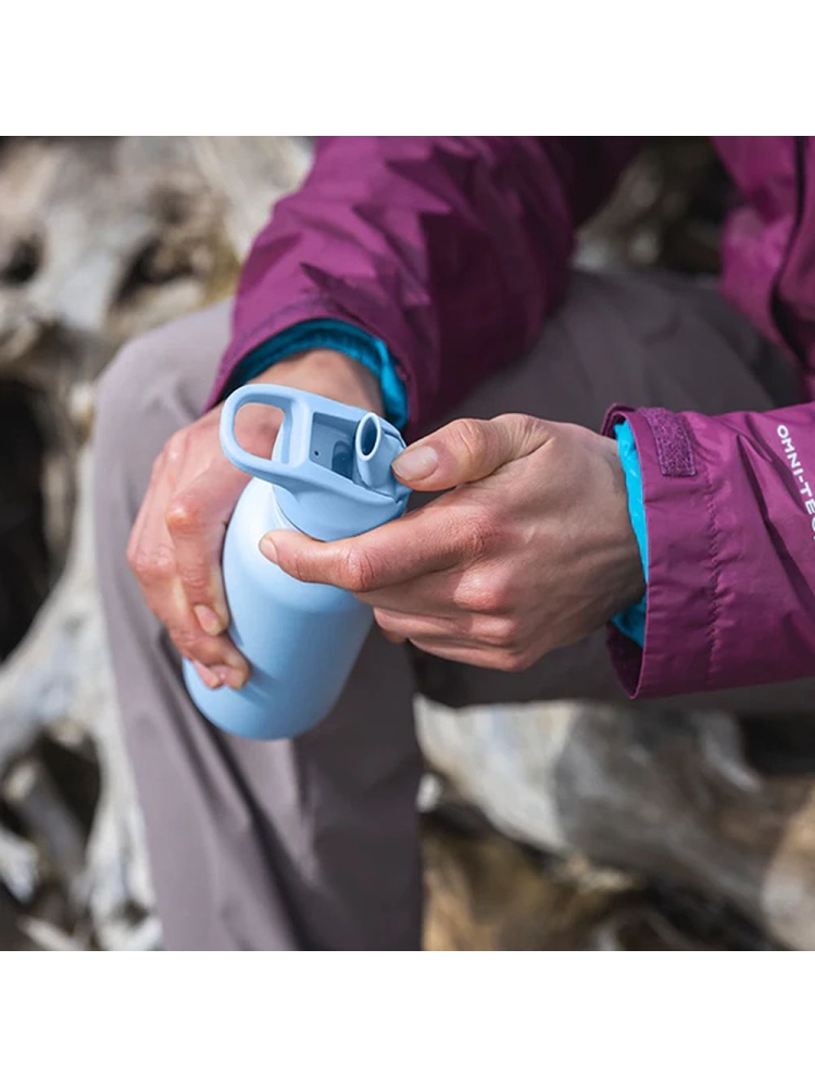 Klean Kanteen Klean Kanteen Drinkfles Classic Narrow met flip/sportdop, 532ml 1011190 drinkflessen en thermosflessen Klean Kanteen Drinkfles Classic Narrow met flip/sportdop, 532ml Clear Sky 1011190 drinkflessen en thermosflessen online bestellen bij Kathmandu Outdoor & Travel