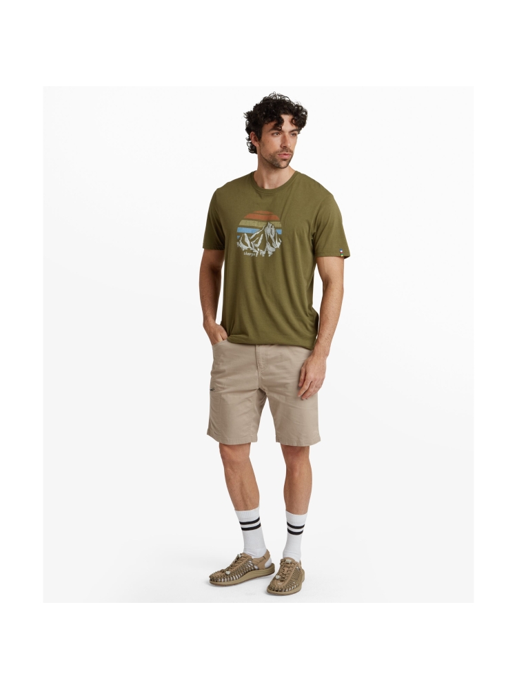 Sherpa Adventure Gear Bali Retro Sunset Tee Moss SM11065-831 shirts en tops online bestellen bij Kathmandu Outdoor & Travel