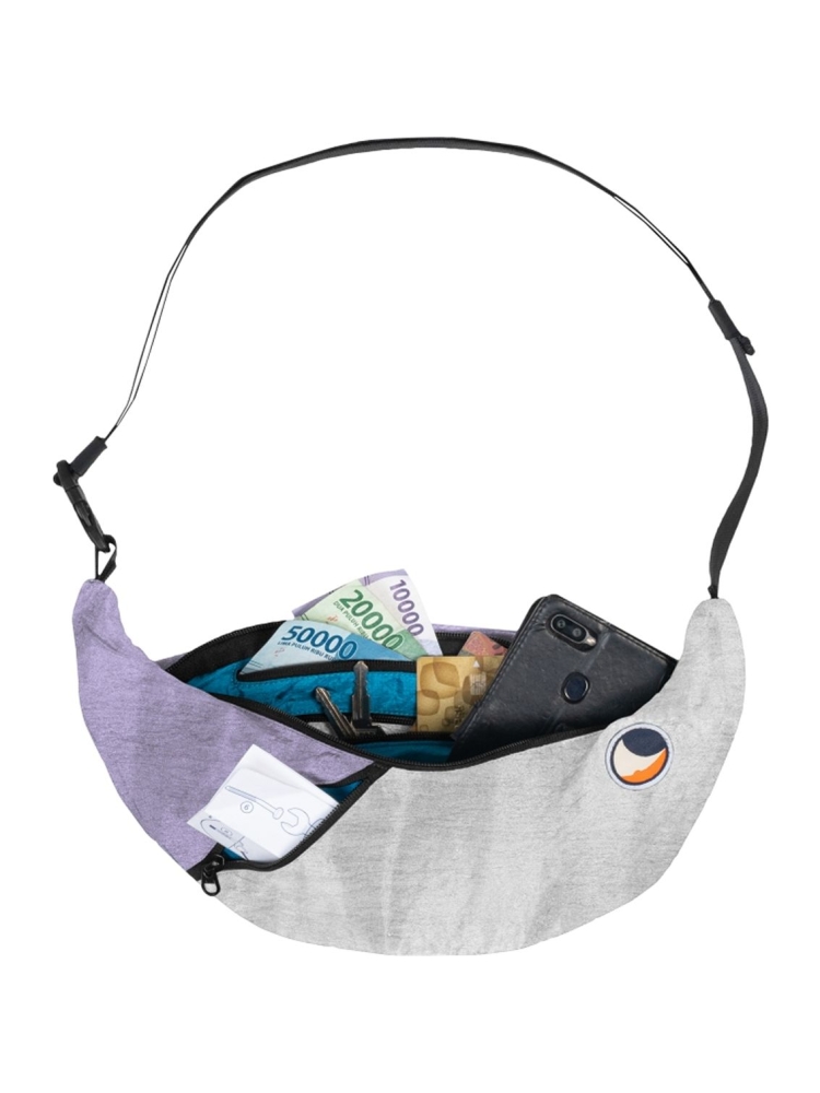 Ticket to the Moon Ticket to the Moon Upcycled Sling Bag TMSLB0219 tassen Ticket to the Moon Upcycled Sling Bag Light Grey / Light Purple TMSLB0219 tassen online bestellen bij Kathmandu Outdoor & Travel