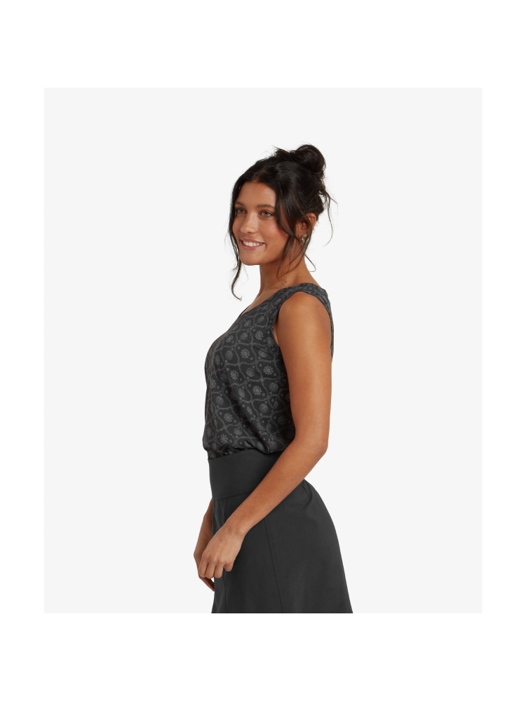 Sherpa Adventure Gear Neha V-Neck Tank Women's Black Sublime SW20013-136 shirts en tops online bestellen bij Kathmandu Outdoor & Travel