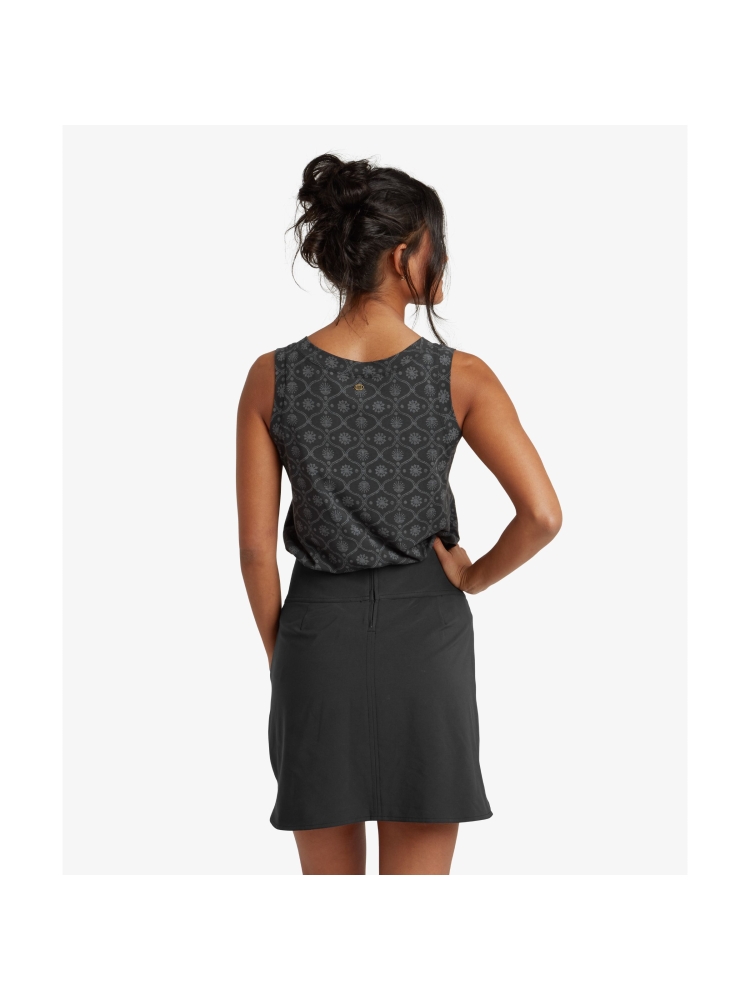 Sherpa Adventure Gear Neha V-Neck Tank Women's Black Sublime SW20013-136 shirts en tops online bestellen bij Kathmandu Outdoor & Travel