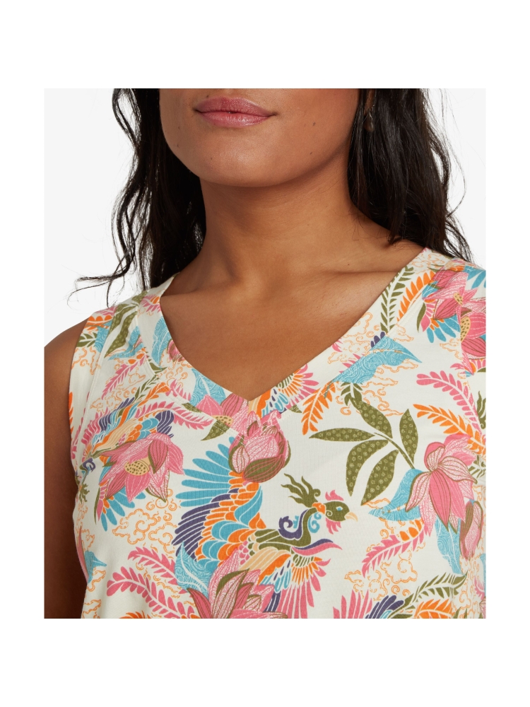 Sherpa Adventure Gear Neha V-Neck Tank Women's Rosie Peacock SW20013-458 shirts en tops online bestellen bij Kathmandu Outdoor & Travel