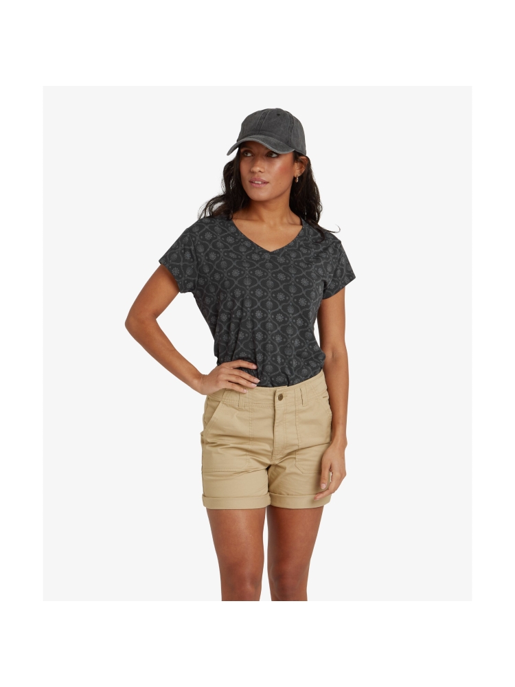 Sherpa Adventure Gear Neha V-Neck Tee Women's Black Sublime SW21019-136 shirts en tops online bestellen bij Kathmandu Outdoor & Travel