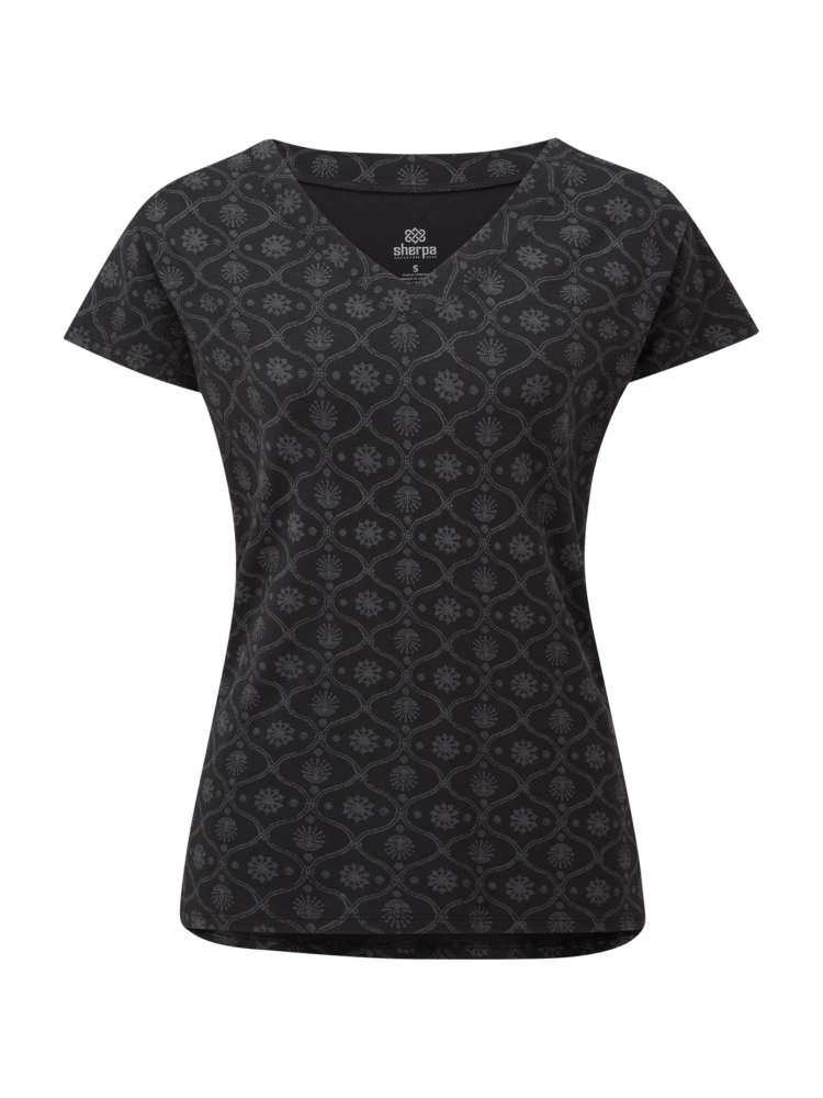Sherpa Adventure Gear Neha V-Neck Tee Women's Black Sublime SW21019-136 shirts en tops online bestellen bij Kathmandu Outdoor & Travel