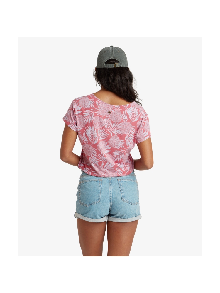 Sherpa Adventure Gear Neha V-Neck Tee Women's Rosie Bhodi Leaf SW21019-462 shirts en tops online bestellen bij Kathmandu Outdoor & Travel