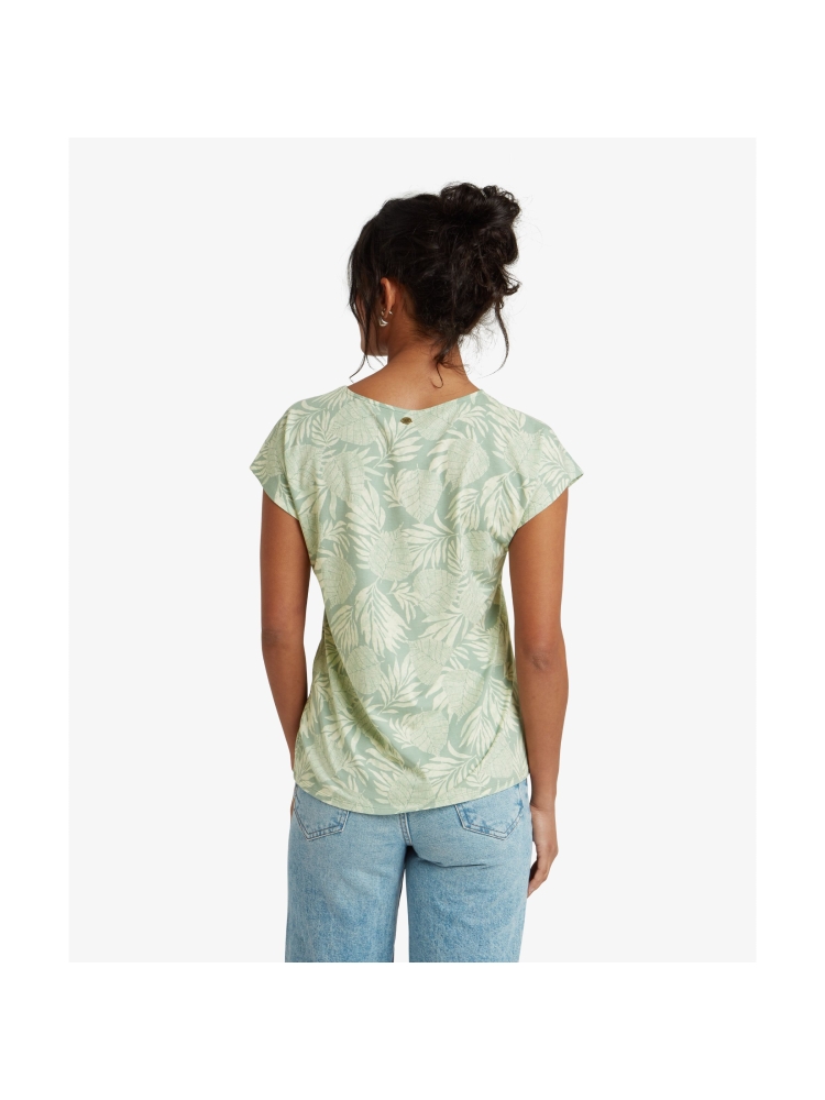 Sherpa Adventure Gear Neha Tee Women's Celery Bhodi Leaf SW21016-897 shirts en tops online bestellen bij Kathmandu Outdoor & Travel