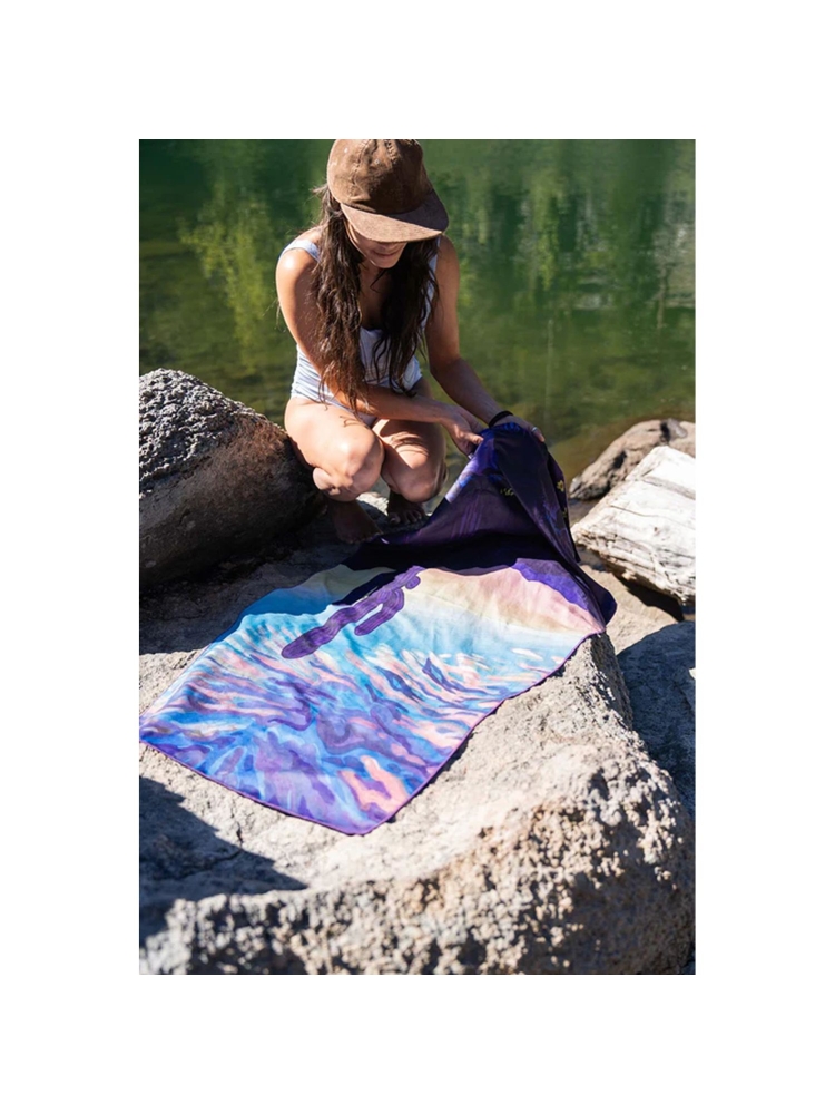 Packtowl Personal Towel Desert Aire 14231 toiletartikelen online bestellen bij Kathmandu Outdoor & Travel