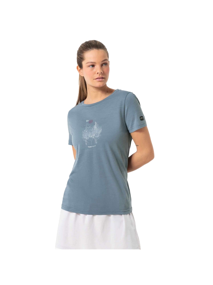 Super Natural Flowerhands Tee Women's Flint Stone/White Stone/Sangri SNWP03134-27E shirts en tops online bestellen bij Kathmandu Outdoor & Travel