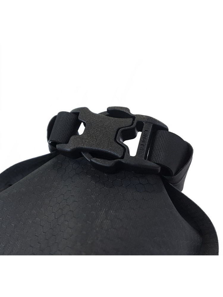 Matador Matador FlatPak Soap Bar Case Charcoal MATFPS1001B toiletartikelen online bestellen bij Kathmandu Outdoor & Travel