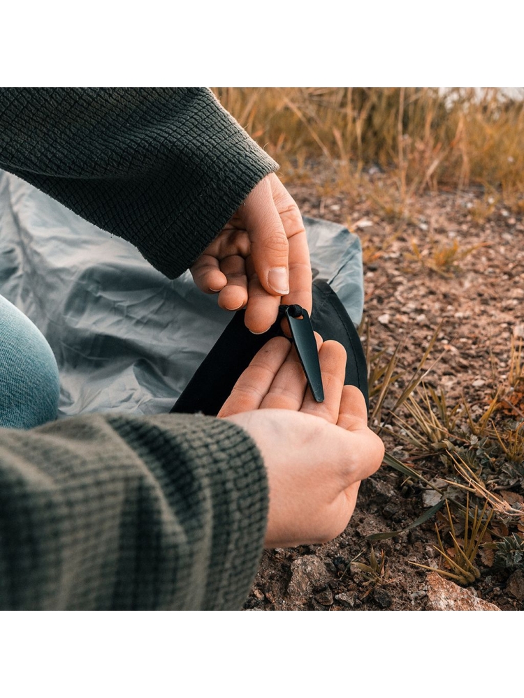 Matador Matador Pocket Blanket 4.0 Black MATL5001BK kampeermeubels online bestellen bij Kathmandu Outdoor & Travel