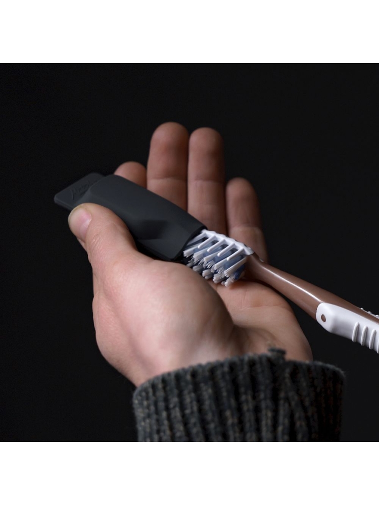 Matador Matador Matador Toothbrush Caps (2-Pack) MATTC2001BK toiletartikelen Matador Matador Toothbrush Caps (2-Pack) Multikleuren MATTC2001BK toiletartikelen online bestellen bij Kathmandu Outdoor & Travel