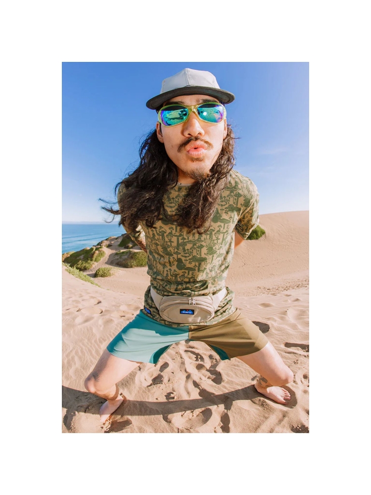Kavu Canvas Spectator Olive 9204-49 tassen online bestellen bij Kathmandu Outdoor & Travel