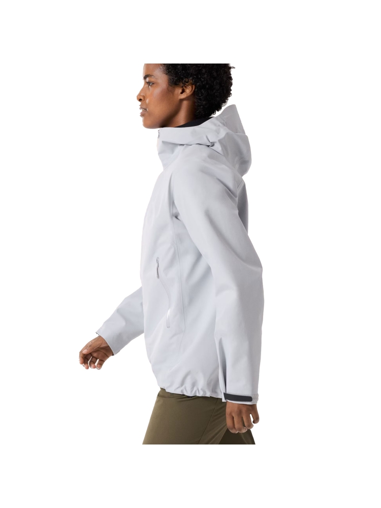 Arc'teryx Beta Jacket Women's Solitude 9239-Soltude jassen online bestellen bij Kathmandu Outdoor & Travel