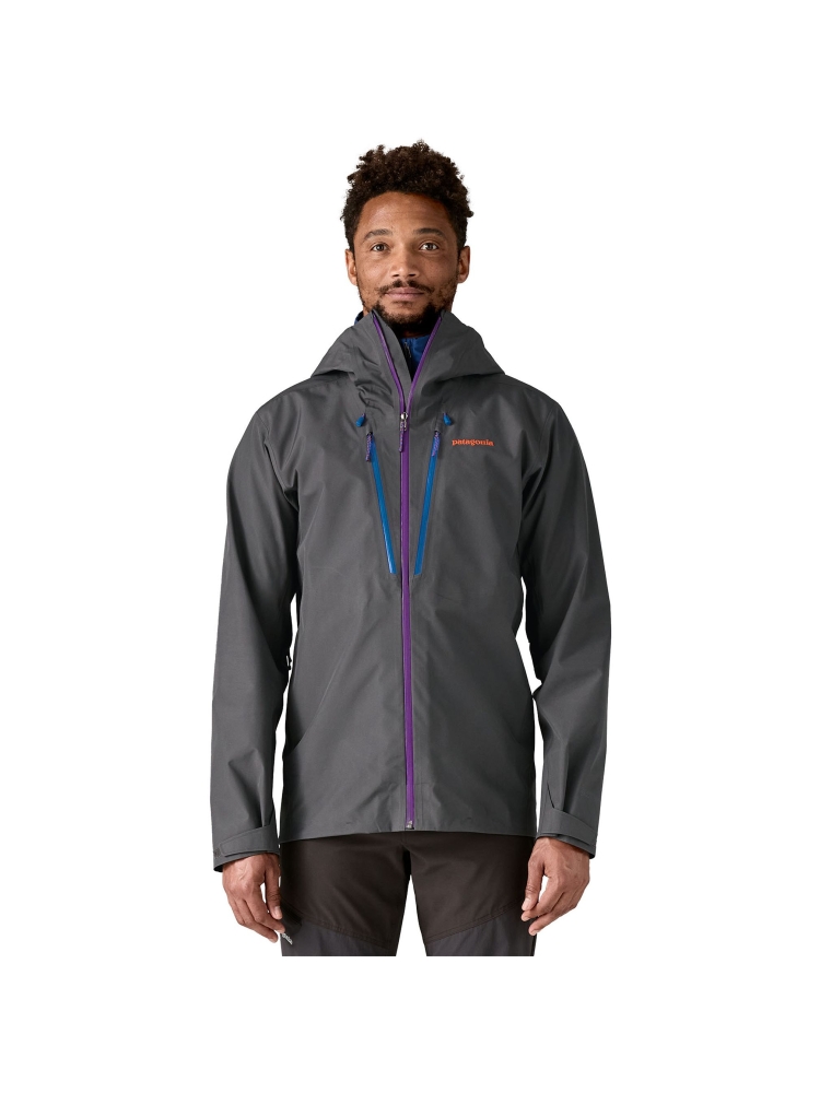 Patagonia Patagonia Triolet Jkt 83403-FGYP jassen Patagonia Triolet Jkt Forge Grey w/P6 Blue 83403-FGYP jassen online bestellen bij Kathmandu Outdoor & Travel