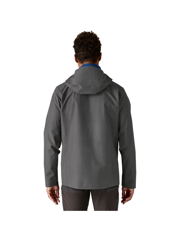 Patagonia Patagonia Triolet Jkt 83403-FGYP jassen Patagonia Triolet Jkt Forge Grey w/P6 Blue 83403-FGYP jassen online bestellen bij Kathmandu Outdoor & Travel