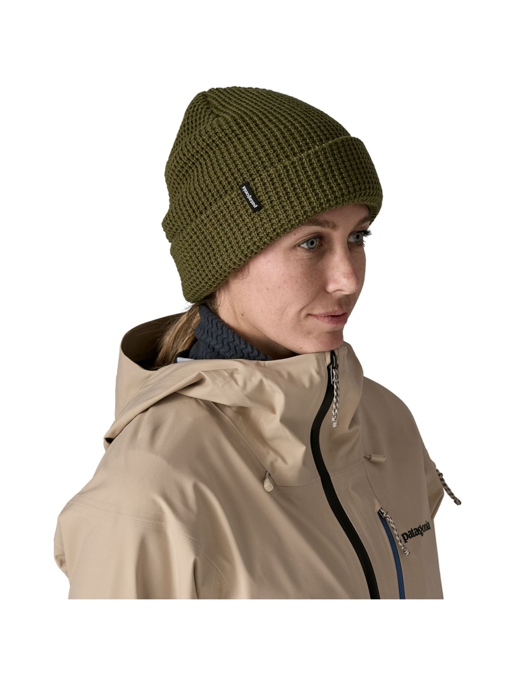 Patagonia Snowdrifter Beanie Tent Green 33385-TGRN kleding accessoires online bestellen bij Kathmandu Outdoor & Travel