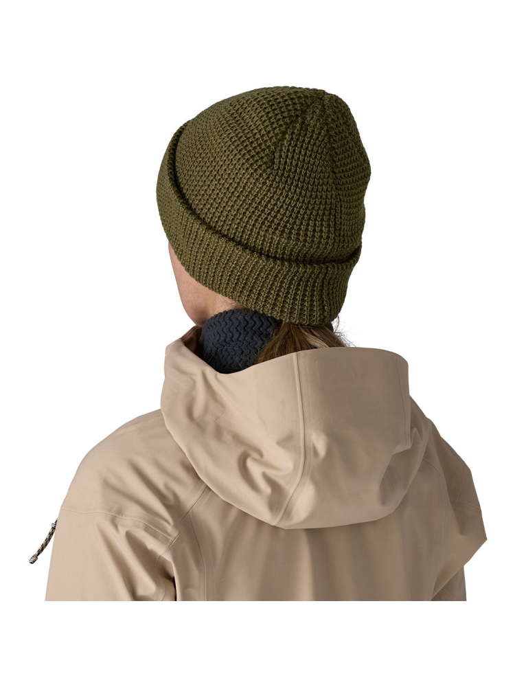 Patagonia Snowdrifter Beanie Tent Green 33385-TGRN kleding accessoires online bestellen bij Kathmandu Outdoor & Travel