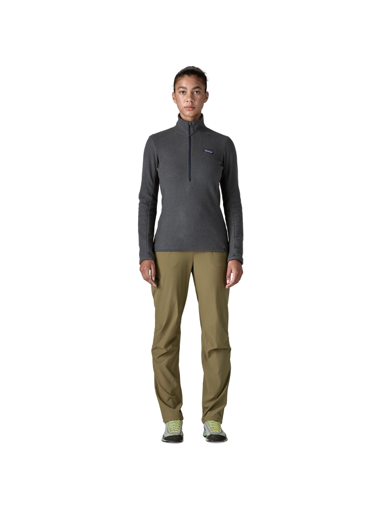 Patagonia Patagonia R1 Air Zip Neck Women's 40251-SMDB fleeces en truien Patagonia R1 Air Zip Neck Women's Smolder Blue 40251-SMDB fleeces en truien online bestellen bij Kathmandu Outdoor & Travel