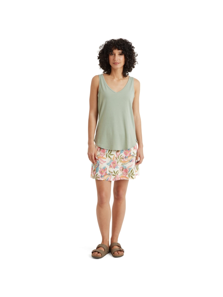 Sherpa Adventure Gear Bali V-Neck Tank Women's Celery SW20029-830 shirts en tops online bestellen bij Kathmandu Outdoor & Travel