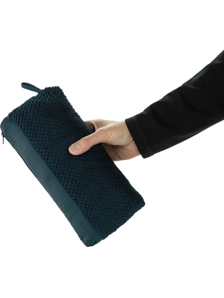 Fjällräven Fjällräven Keb Thermal Wind Jacket F12500181-570 jassen Fjällräven Keb Thermal Wind Jacket Mountain Blue F12500181-570 jassen online bestellen bij Kathmandu Outdoor & Travel