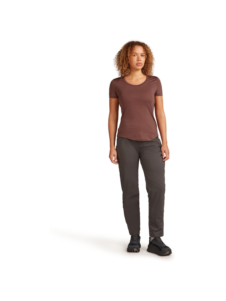 Icebreaker Icebreaker Mer 125 Cool-Lite Sphere III SS Scoop Women's 0A56ZP-0B11 shirts en tops Icebreaker Mer 125 Cool-Lite Sphere III SS Scoop Women's Carob 0A56ZP-0B11 shirts en tops online bestellen bij Kathmandu Outdoor & Travel