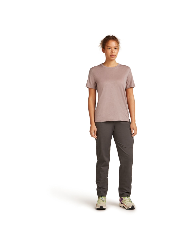 Icebreaker Icebreaker Mer 150 Tech Lite III SS Relaxed Tee Women's 0A56XZ-0GV1 shirts en tops Icebreaker Mer 150 Tech Lite III SS Relaxed Tee Women's Summit 0A56XZ-0GV1 shirts en tops online bestellen bij Kathmandu Outdoor & Travel