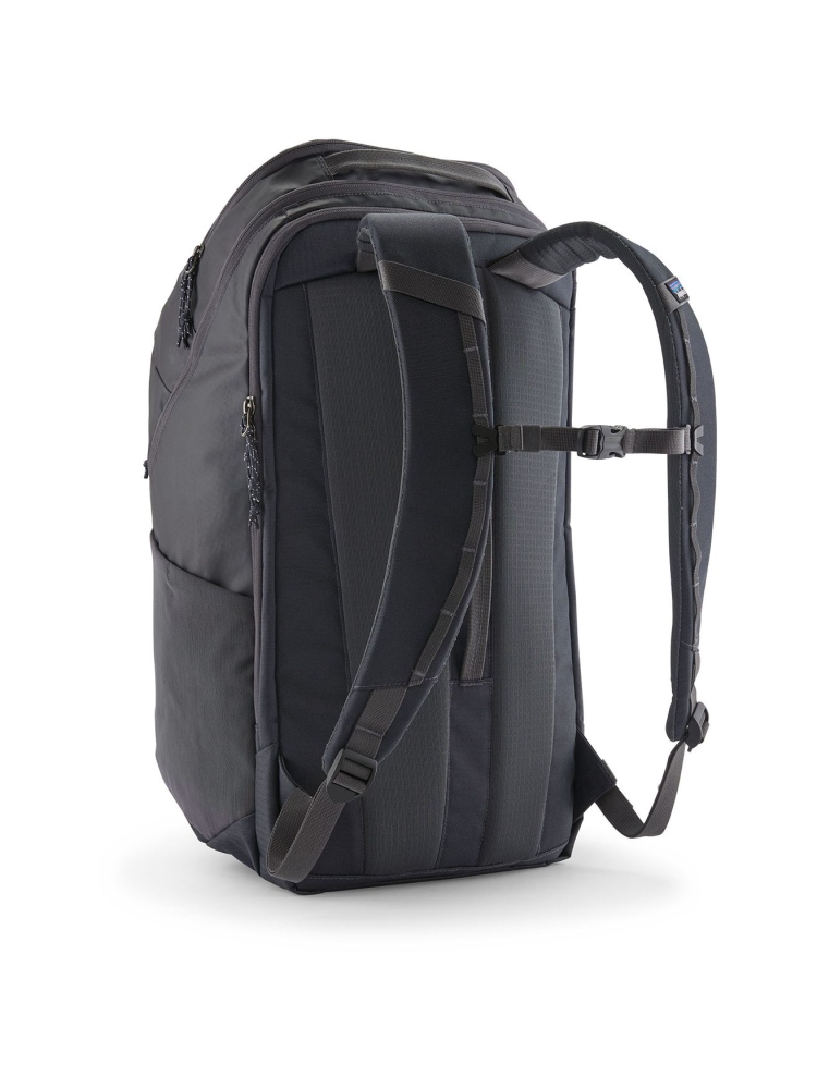Patagonia Patagonia Black Hole Pack 32L 49302-SMFO-ALL dagrugzakken Patagonia Black Hole Pack 32L Smolder Blue w/Forge Grey 49302-SMFO-ALL dagrugzakken online bestellen bij Kathmandu Outdoor & Travel