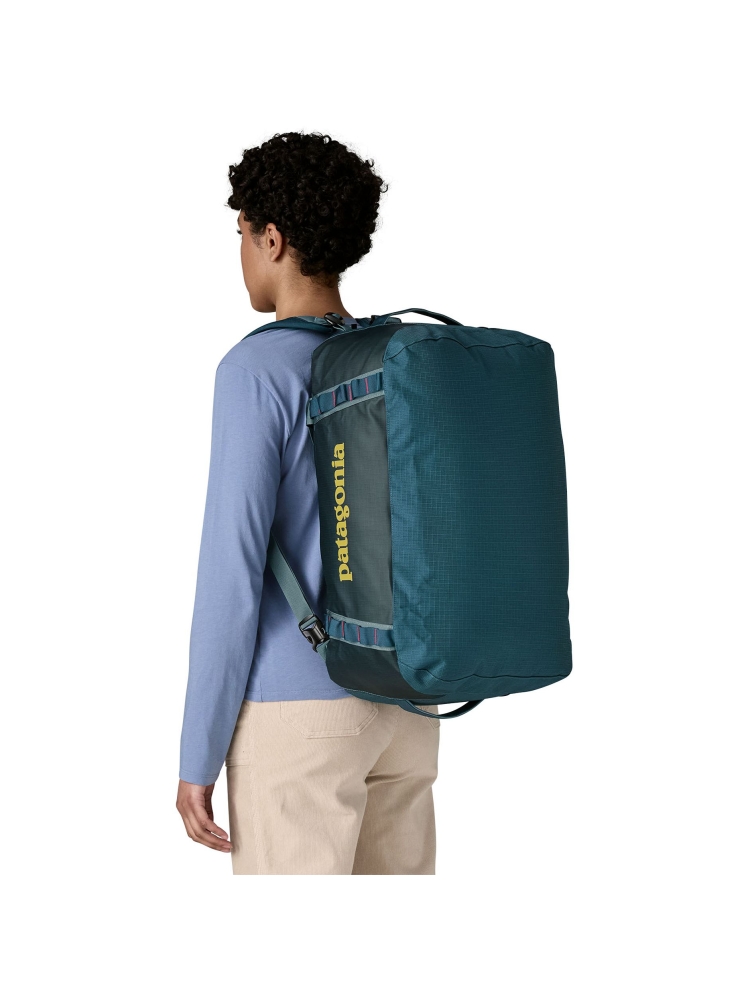 Patagonia Patagonia Black Hole Duffel 40L 49339-TLMP-ALL duffels Patagonia Black Hole Duffel 40L Tidal Teal w/Luminous Pink 49339-TLMP-ALL duffels online bestellen bij Kathmandu Outdoor & Travel