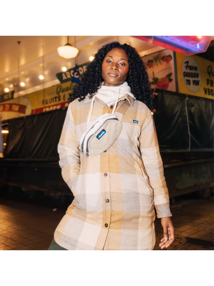 Kavu Kavu Snuggy Spectator 9398-2412 tassen Kavu Snuggy Spectator Pebble Beach 9398-2412 tassen online bestellen bij Kathmandu Outdoor & Travel