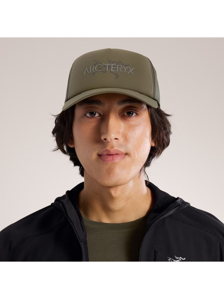 Arc'teryx Arc'teryx Bird Word Trucker Hat 9488-021229 kleding accessoires Arc'teryx Bird Word Trucker Hat Tatsu / Forage 9488-021229 kleding accessoires online bestellen bij Kathmandu Outdoor & Travel