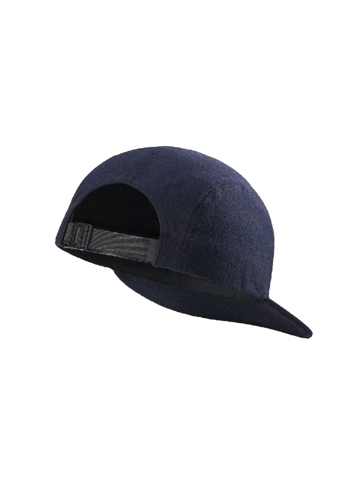 Arc'teryx Arc'teryx Wool Calidum 5 Panel Hat 7194-001280 kleding accessoires Arc'teryx Wool Calidum 5 Panel Hat Black Sapphire 7194-001280 kleding accessoires online bestellen bij Kathmandu Outdoor & Travel
