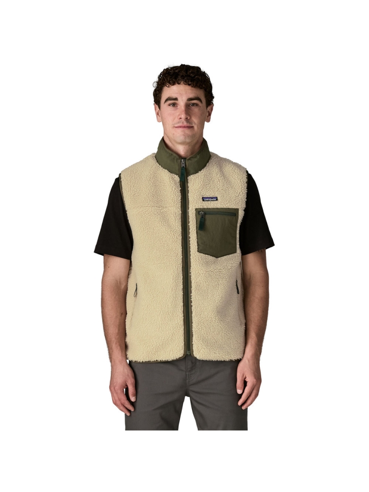 Patagonia Classic Retro-X Jkt Khaki 23057-DNBA fleeces en truien online bestellen bij Kathmandu Outdoor & Travel