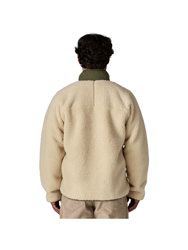 Patagonia Classic Retro-X Jkt Khaki 23057-DNBA fleeces en truien online bestellen bij Kathmandu Outdoor & Travel