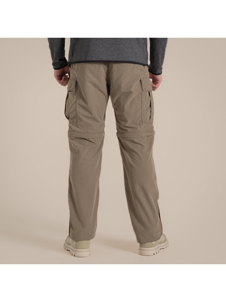 Craghoppers Craghoppers NosiLife Convertible Cargo Trouser III CMJ649-62A broeken Craghoppers NosiLife Convertible Cargo Trouser III Pebble CMJ649-62A broeken online bestellen bij Kathmandu Outdoor & Travel