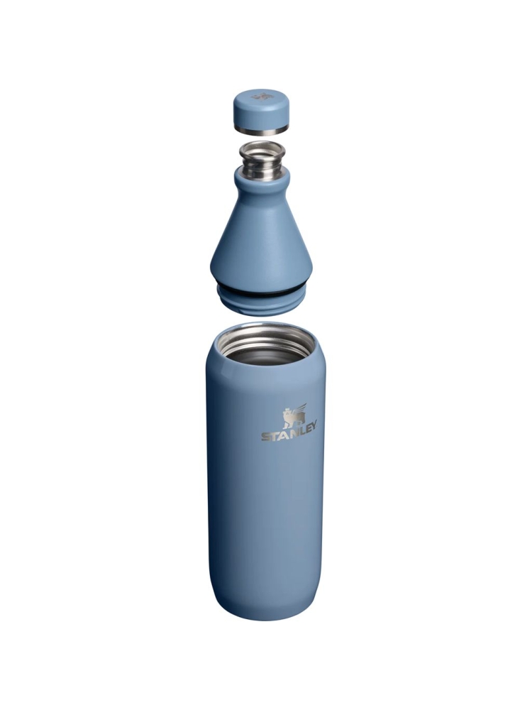 Stanley Stanley The All Day Slim Bottle 10-12069-212 drinkflessen en thermosflessen Stanley The All Day Slim Bottle Indigo 10-12069-212 drinkflessen en thermosflessen online bestellen bij Kathmandu Outdoor & Travel