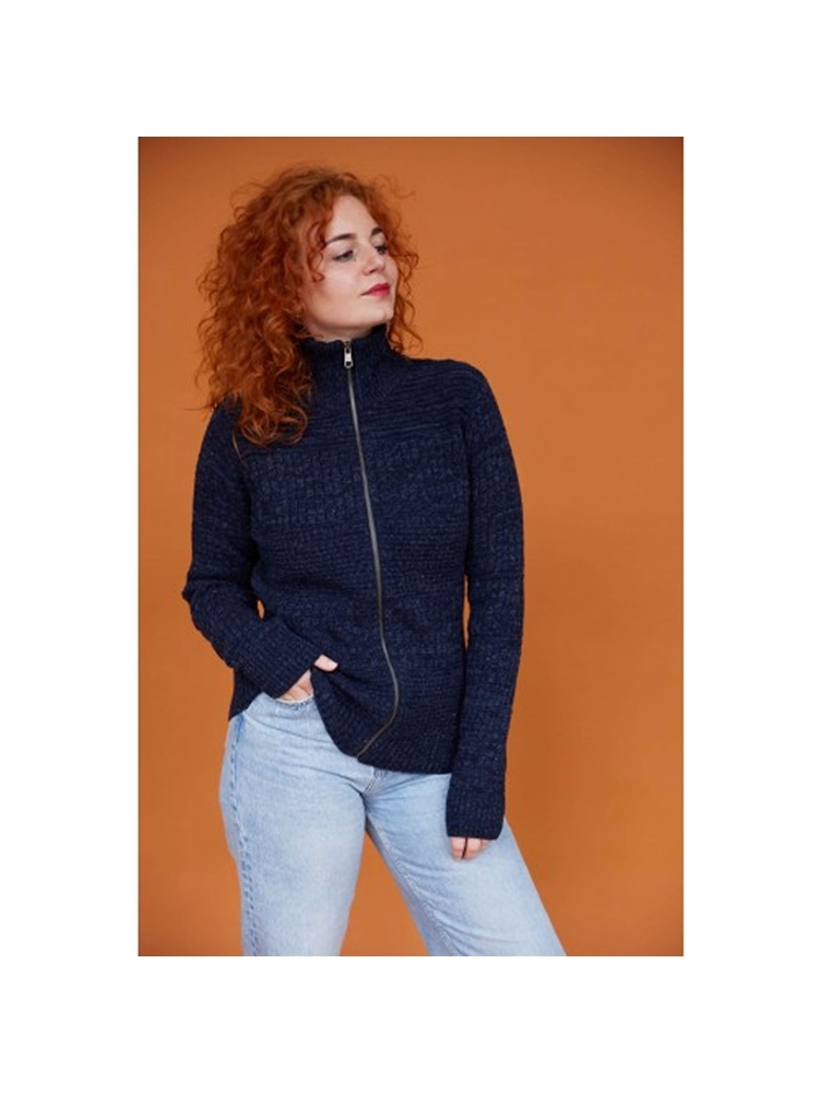 Blue Loop Originals Blue Loop Originals Harlingen Full Zip Women's FZSW022-21-B222 fleeces en truien Blue Loop Originals Harlingen Full Zip Women's Navy Melange FZSW022-21-B222 fleeces en truien online bestellen bij Kathmandu Outdoor & Travel