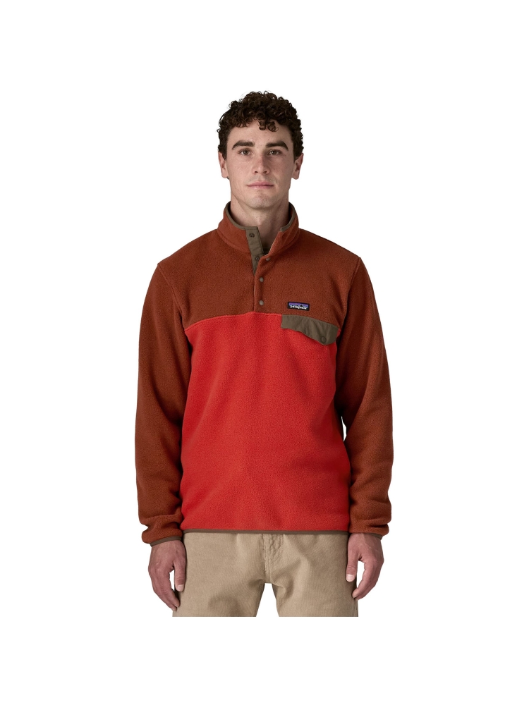 Patagonia Patagonia LW Synch Snap-T P/O 25551-AMRE fleeces en truien Patagonia LW Synch Snap-T P/O Amanita Red 25551-AMRE fleeces en truien online bestellen bij Kathmandu Outdoor & Travel